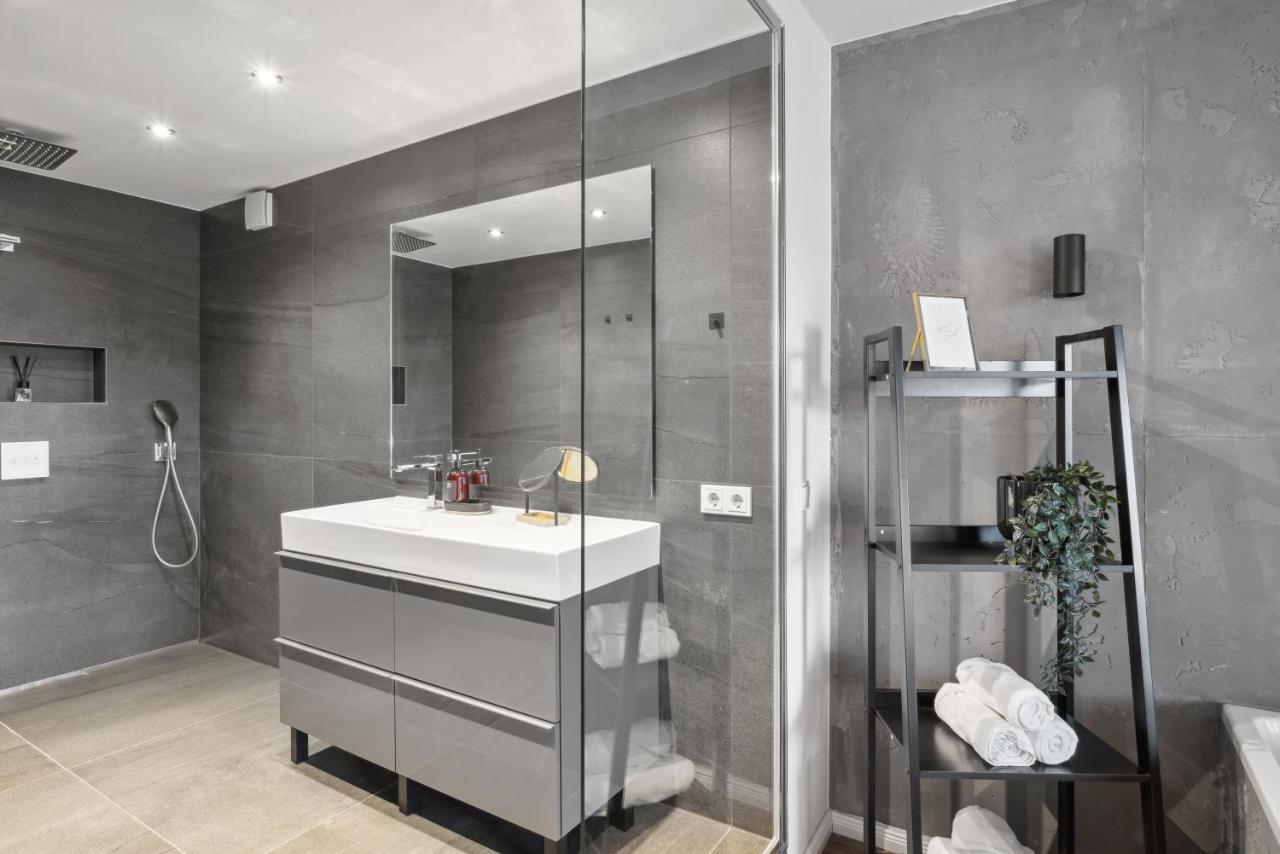 Design-Apartment - Bochum Zentrum - 2 Balkons - 118M2 - Netflix Dış mekan fotoğraf